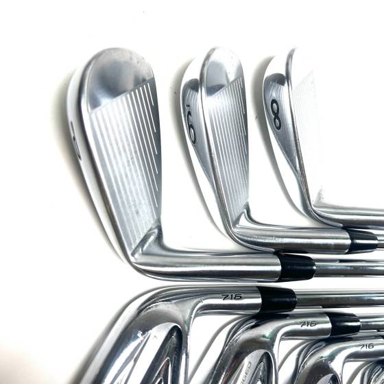 Titleist 716 AP2 Irons / 4-PW / Dynamic Gold R300 Regular Flex