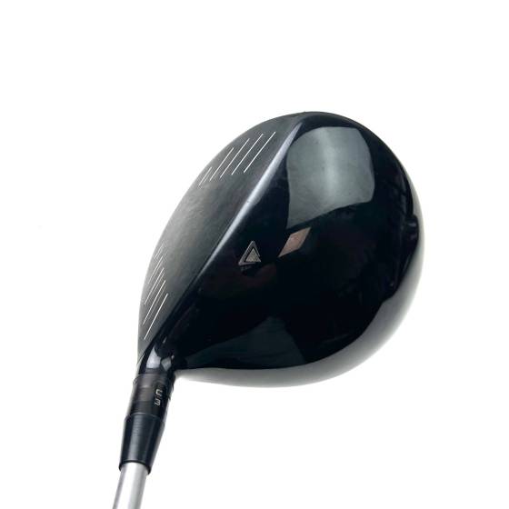 Titleist 915 D2 Driver / 10.5 Degree / Mitsubishi Diamana 60 Regular Flex