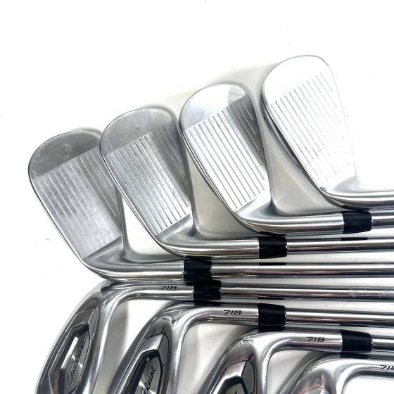 Titleist 718 AP3 Irons / 4-PW+48 / AMT Black R300 Regular Flex