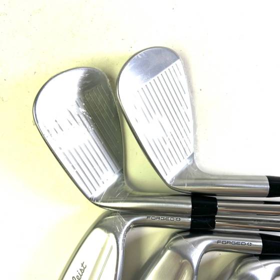 Titleist T250 2025 Irons / 6-PW / Project X Rifle Stiff Flex