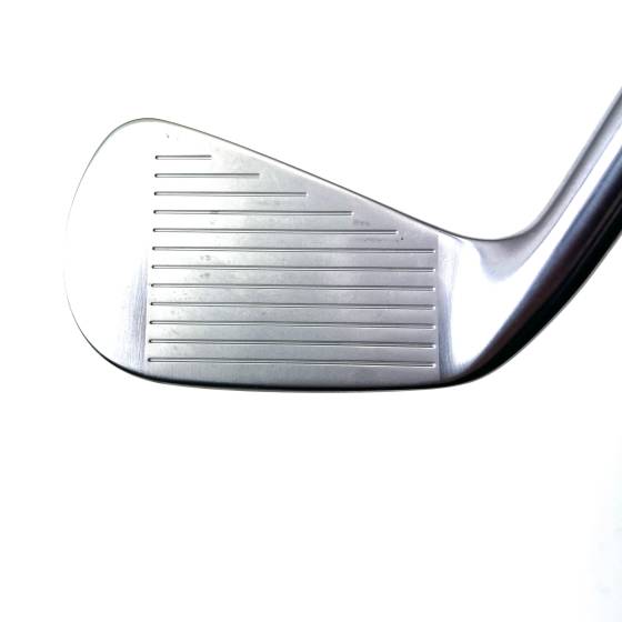 Titleist T100 4 Iron / 23 Degree / True Temper AMT Tour White Stiff Flex