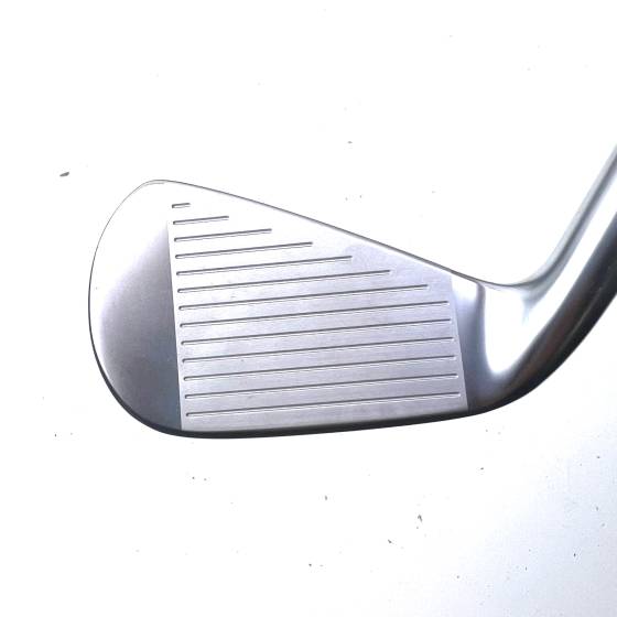Srixon ZXiU 4 Iron / 23 Degree / KBS Tour Lite Stiff Flex