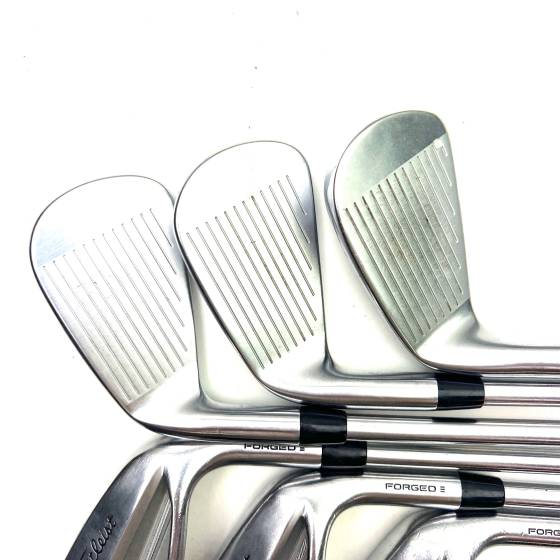 Titleist T150/T200 Irons / 5-PW / Project X LZ Regular Flex