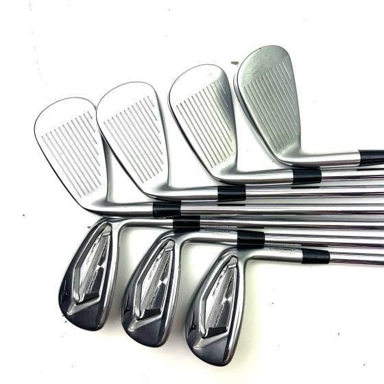 Mizuno JPX919 Hot Metal Pro Irons / 4-PW / N.S. Pro Modus 3 Tour 105 Regular Flex