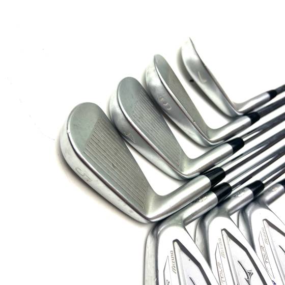 Mizuno JPX900 Tour Irons / 4-PW / True Temper Dynamic Gold Sitff Flex