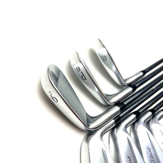 Titleist T250 Irons / 5-PW + 48 Degree / MMT 85 Regular Flex