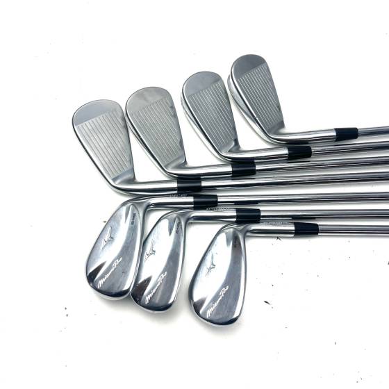 Mizuno Pro 245 Irons / 4-PW / Dynamic Gold Mid 100 Regular Flex