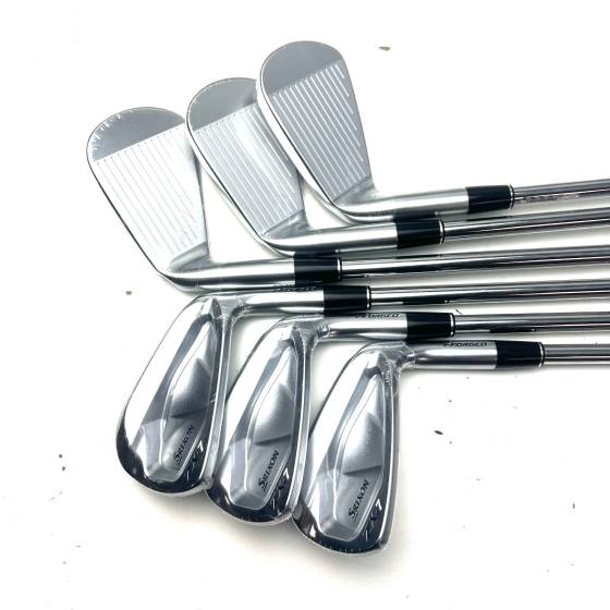 Srixon ZXi7 Irons / 5-PW / Dynamic Gold Mid 115 Stiff Flex