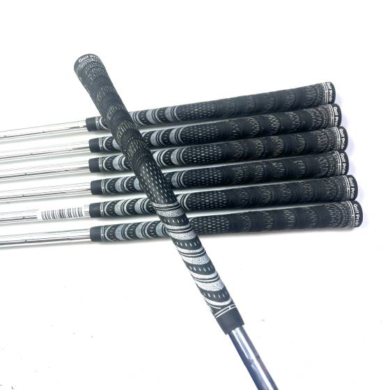 Mizuno MP-30 Irons / 4-PW / Stiff Flex