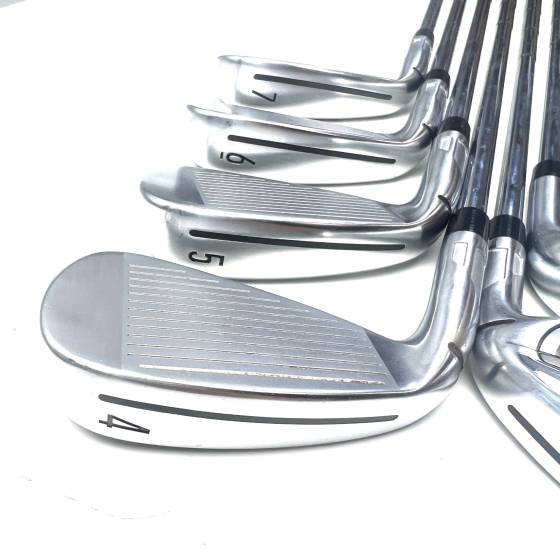 Taylormade QI Max Irons / 4-SW / Dynamic Gold Mid 115 Regular Flex