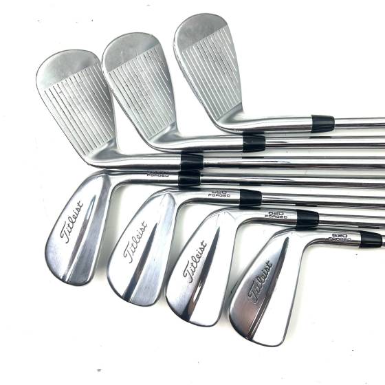 Titleist 620 Forged Irons / 4-PW / Project X Stiff Flex