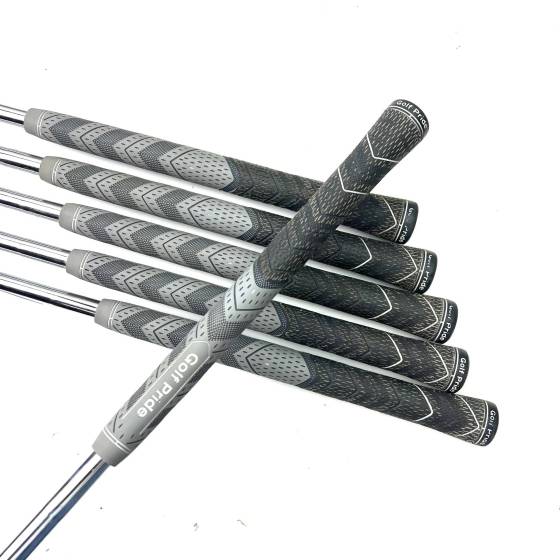 Taylormade RBZ Irons / 5-PW / RBZ Regular Flex