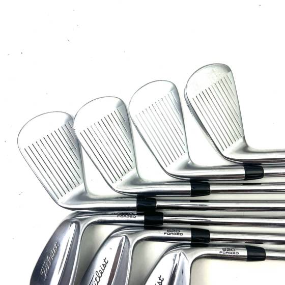 Titleist 620 Forged Irons / 4-PW / Project X Stiff Flex