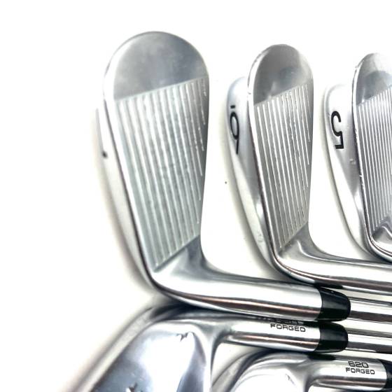 Titleist 620 Forged Irons / 4-PW / Project X Stiff Flex