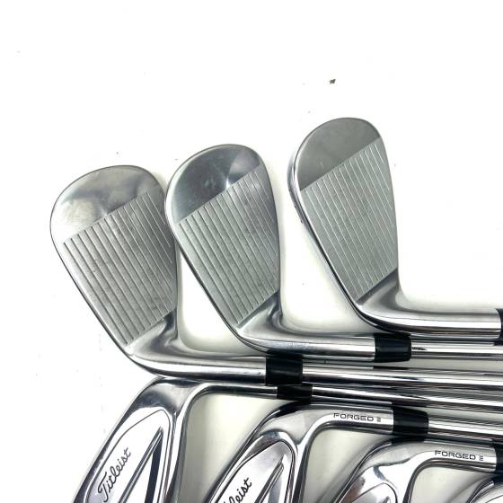 Titleist T350 2023 Irons / 5-PW + 48 Degree / AMT Red R300 Regular Flex