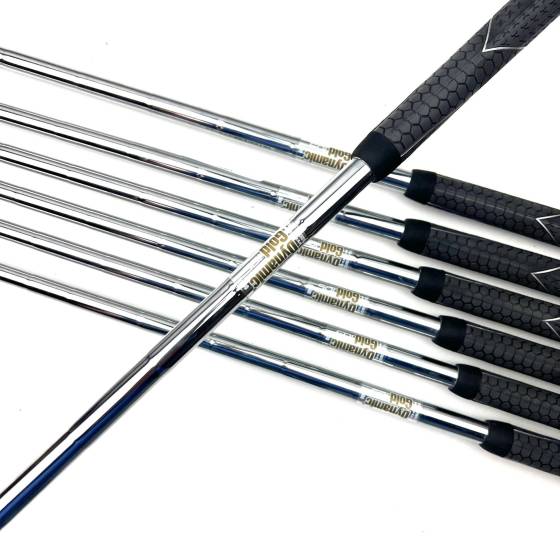 Taylormade P790 2017 Irons / 4-PW / Dynamic Gold 105 Regular Flex
