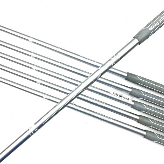 Taylormade M2 2017 Irons / 7-SW + AW / REAX 45 Ladies Flex