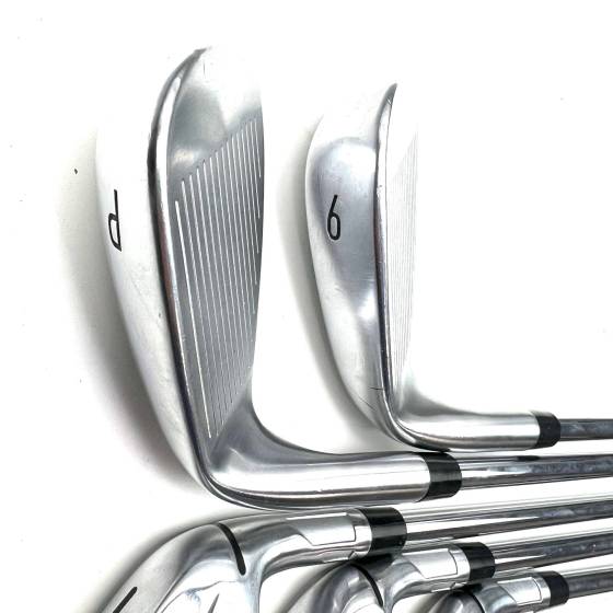 Taylormade QI Irons / 6-PW / Dynamic Gold 95 R300 Regular Flex
