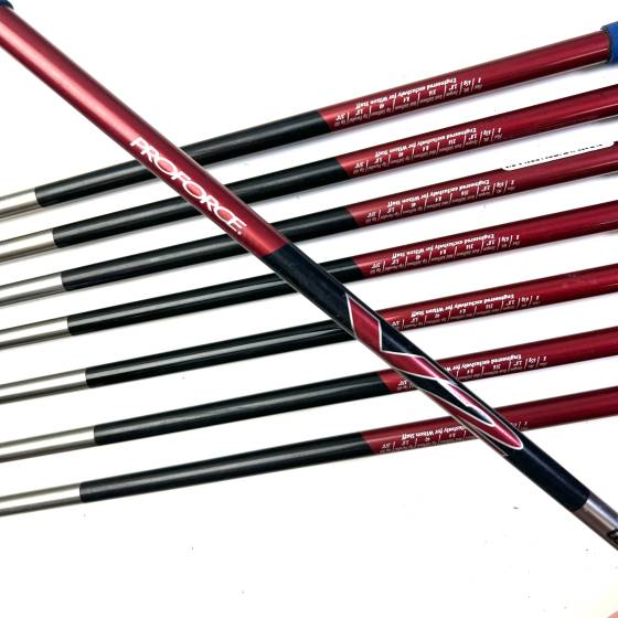 Wilson Staff DI9 Irons / 4-PW / Proforce V2 Regular Flex