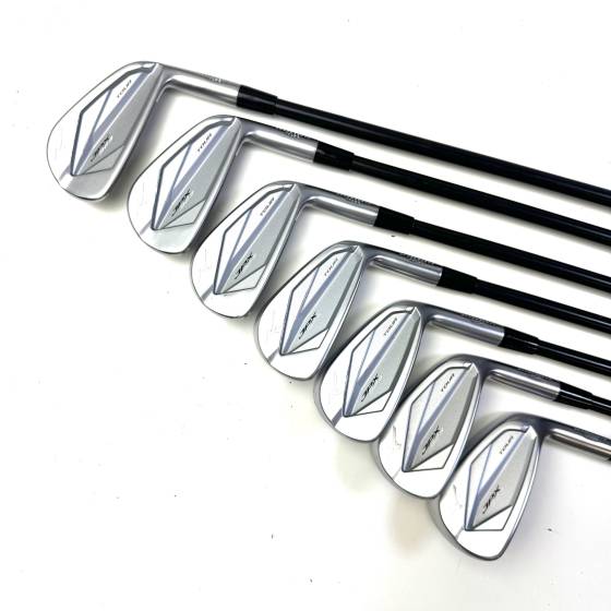 Mizuno JPX923 Tour Irons / 4-PW / Project X LZ Stiff Flex