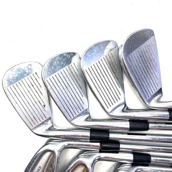 Titleist 690 CB Forged Irons / 3-PW / True Temper Dynamic Gold Wedge Flex