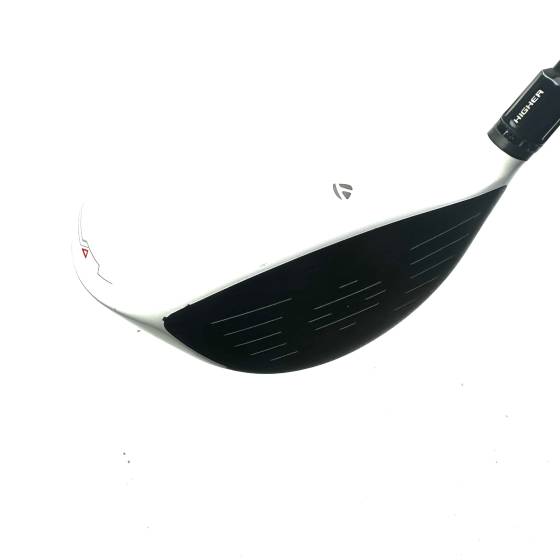 Taylormade R11 Driver / 10.5 Degree / Fujikura Blur 60 Stiff Flex