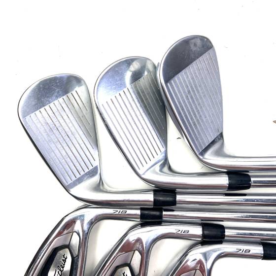 Titleist 718 AP3 Irons / 4-9 / Project X Rifle X-Stiff Flex