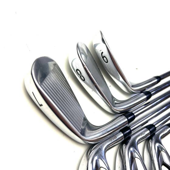 Titleist 718 AP3 Irons / 4-9 / Project X Rifle X-Stiff Flex