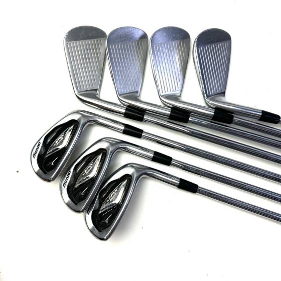 Mizuno JPX 825 Pro Irons / 4-PW / Dynalite Gold S300 Stiff Flex