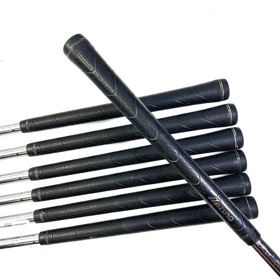 Left Handed Mizuno JPX 825 Irons / 4-PW / True Temper Dynamic Gold Regular Flex