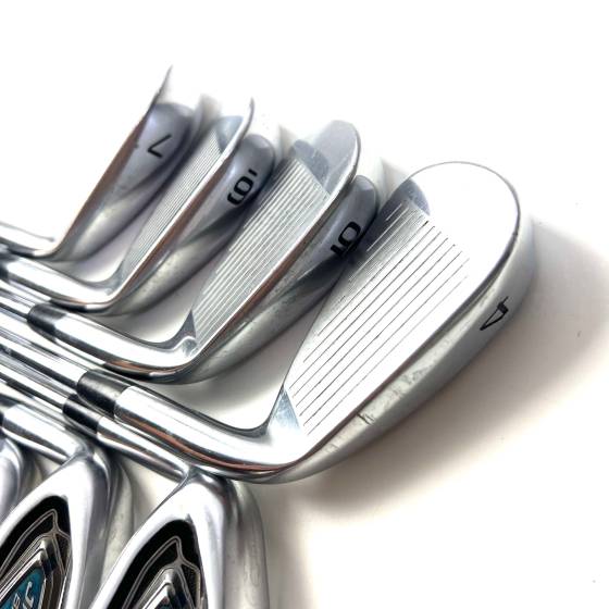 Left Handed Mizuno JPX 825 Irons / 4-PW / True Temper Dynamic Gold Regular Flex