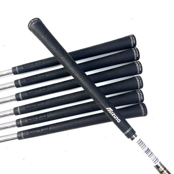 Left Handed Mizuno JPX 800 Irons / 4-PW / True Temper Dynamic Gold Regular Flex