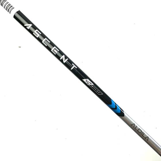 New Callaway Paradym X 5 Hybrid / 24 Degree / Aldila Ascent 40 Ladies Flex