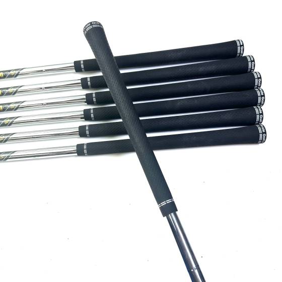 Ping I530 Irons / 4-PW / Dynamic Gold Mid S300 Stiff Flex