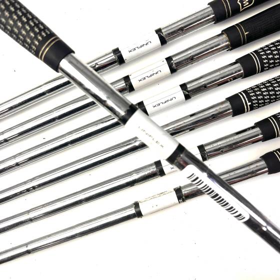 Wilson Staff D100 Irons / 5-SW / SL 85 Uniflex