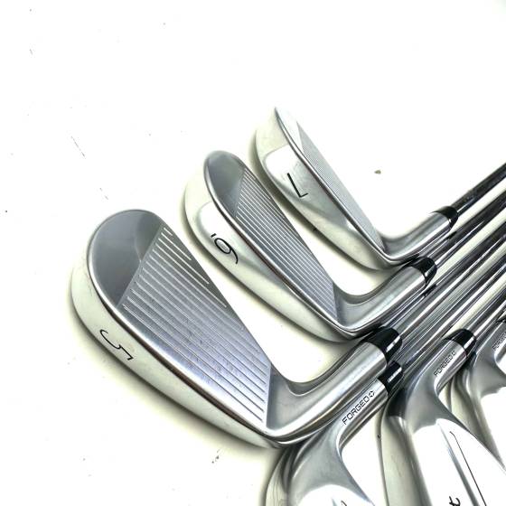 Titleist T250 Irons / 5-PW / AMT Black Stiff Flex