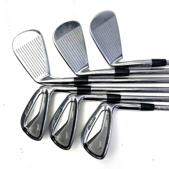 Mizuno MP-64 Irons / 4-9 / Dynamic Gold R300 Regular Flex
