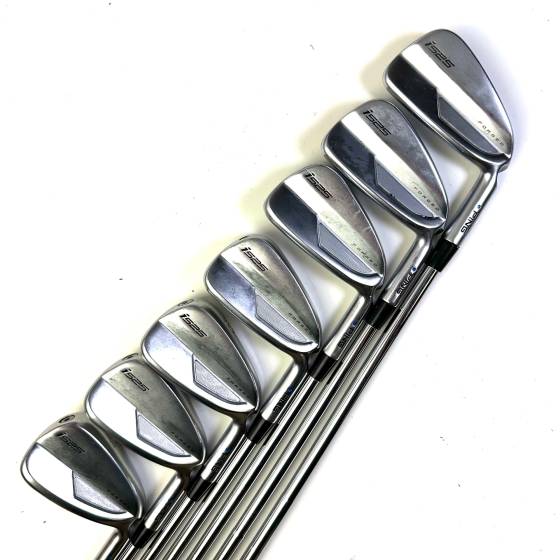 Ping i525 Irons / 4-PW / Dynamic Gold X100 X-Stiff Flex