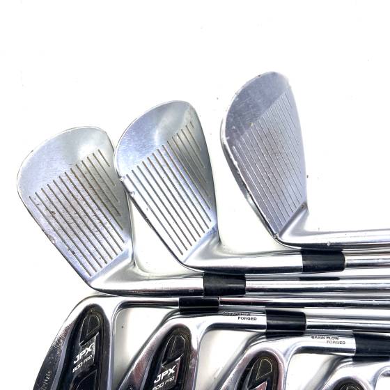 Mizuno JPX 800 Pro Irons / 4-PW / Dynamic Gold XP R300 Regular Flex