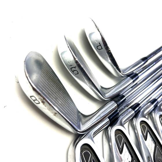 Mizuno JPX 800 Pro Irons / 4-PW / Dynamic Gold XP R300 Regular Flex