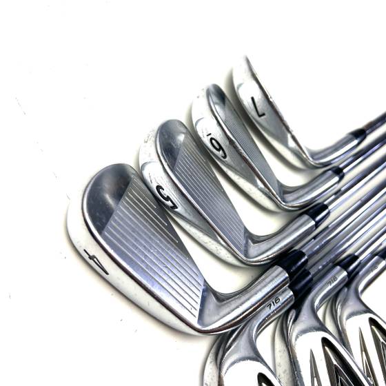Titleist 716 AP2 Forged Irons / 4-PW / Dynamic Gold S300 Stiff Flex