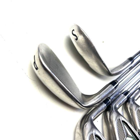 Wilson Staff D350 Irons / 7-SW / Wilson Staff Uniflex