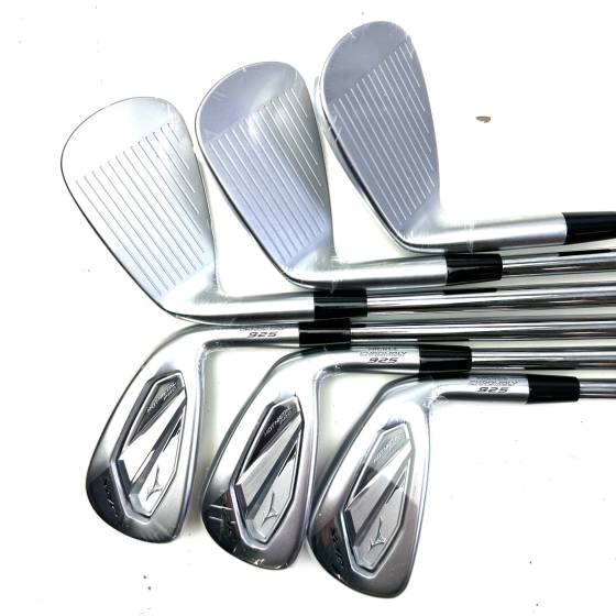 New Mizuno JPX 925 Hot Metal Pro Irons / 5-PW / Dynamic Gold 105 Stiff Flex