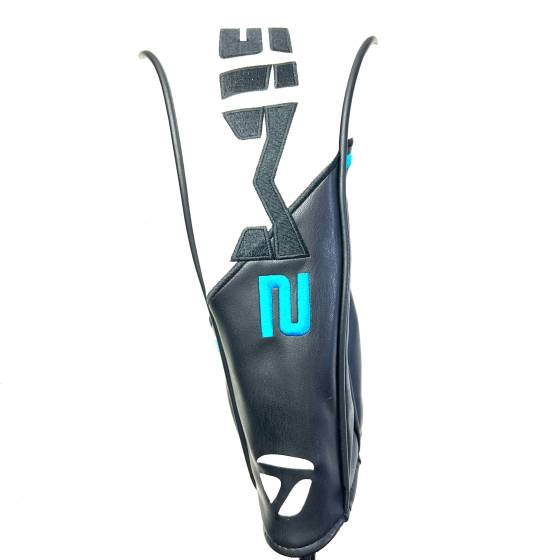 Taylormade SIM2 Max Driver / 10.5 Degree / UST Mamiya Helium Regular Flex