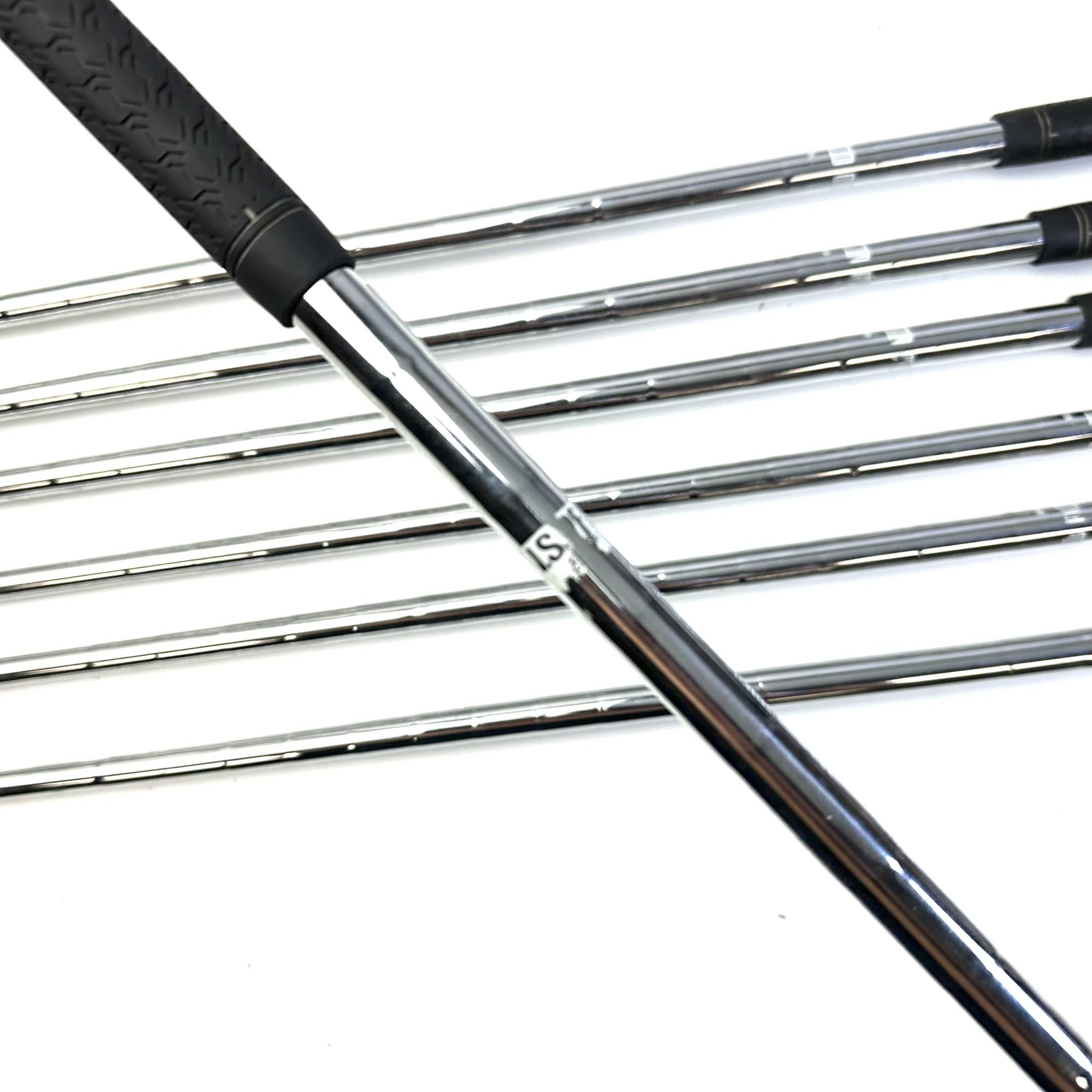 Taylormade M CGB Irons / 5-SW / N.S Pro 840 Stiff Flex
