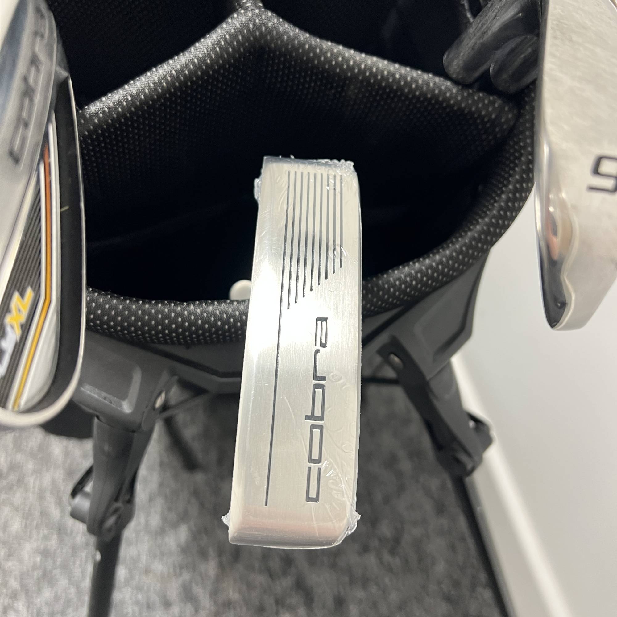 Cobra Fly XL Full Set With Bag / Driver - SW + Putter / Regular Flex