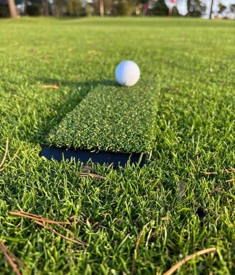 Spurk Short Pile Grass Winter Golf Mat + Carry Bag